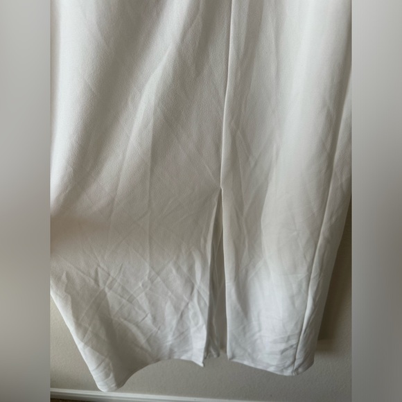 Cocktail Club White One-Shoulder Midi Dress
Lulus - Picture 6 of 7